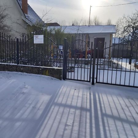 DéeL apartman Nyíregyháza Esterno foto