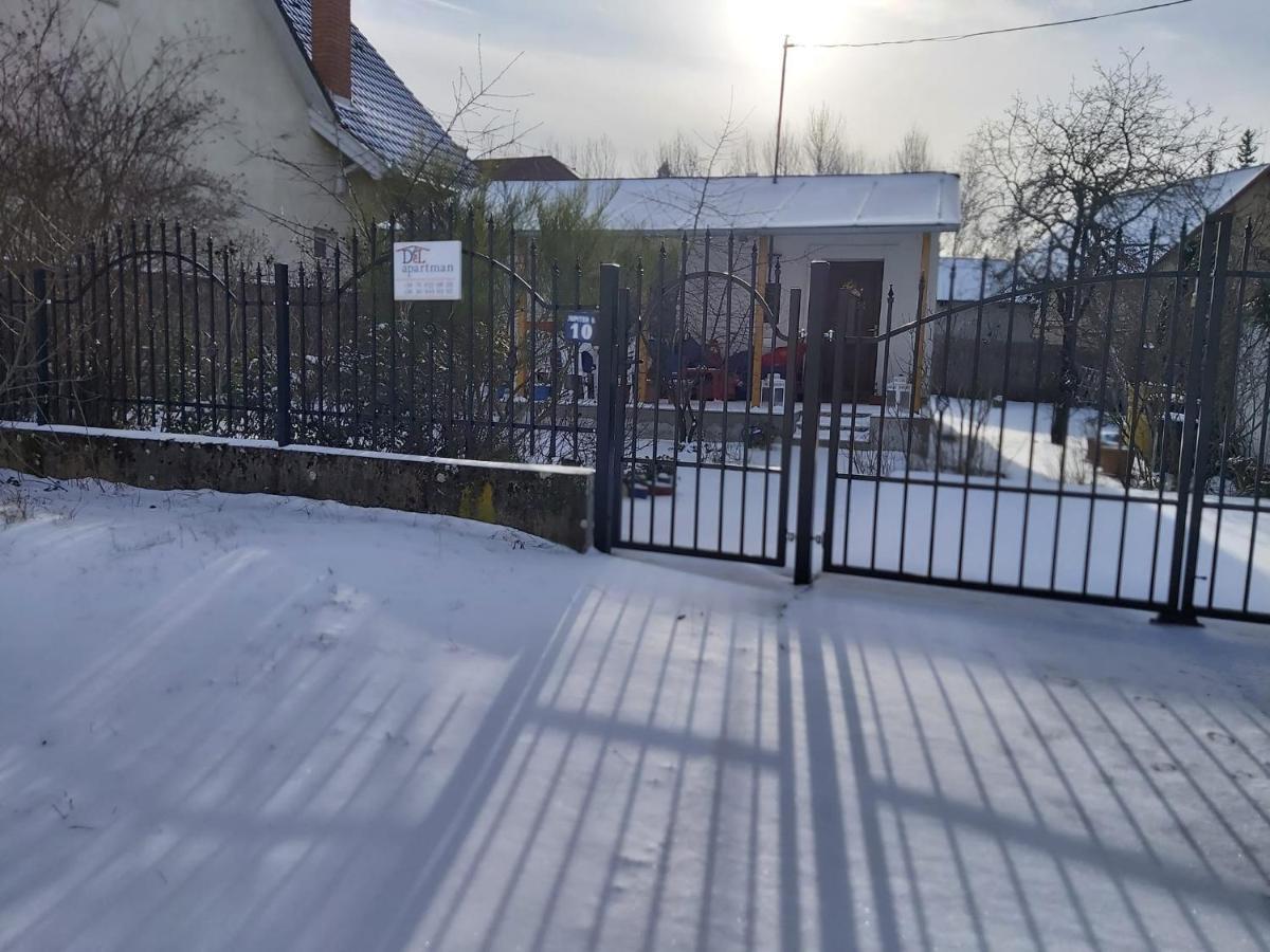 DéeL apartman Nyíregyháza Esterno foto